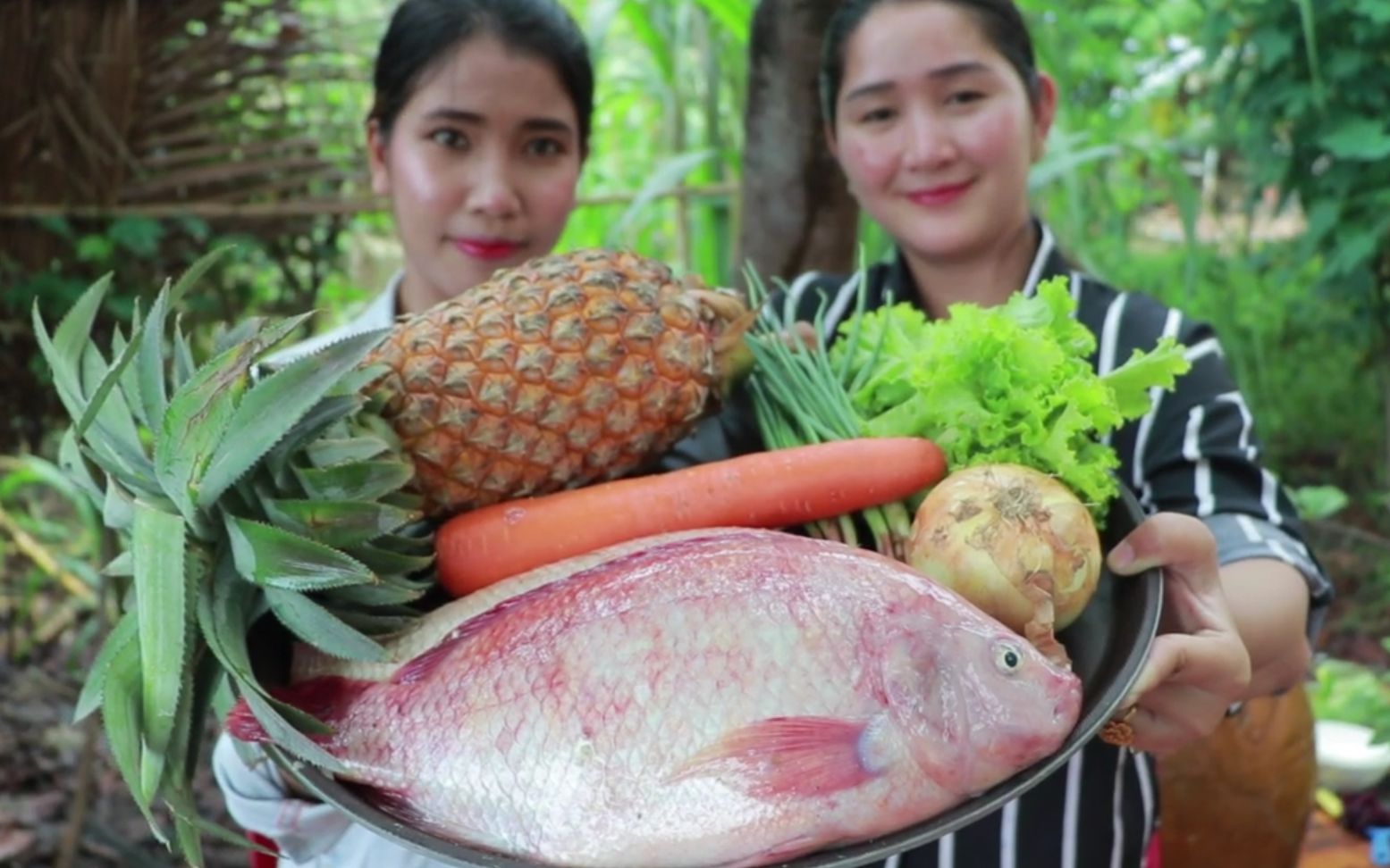 柬埔寨美女 美食图片