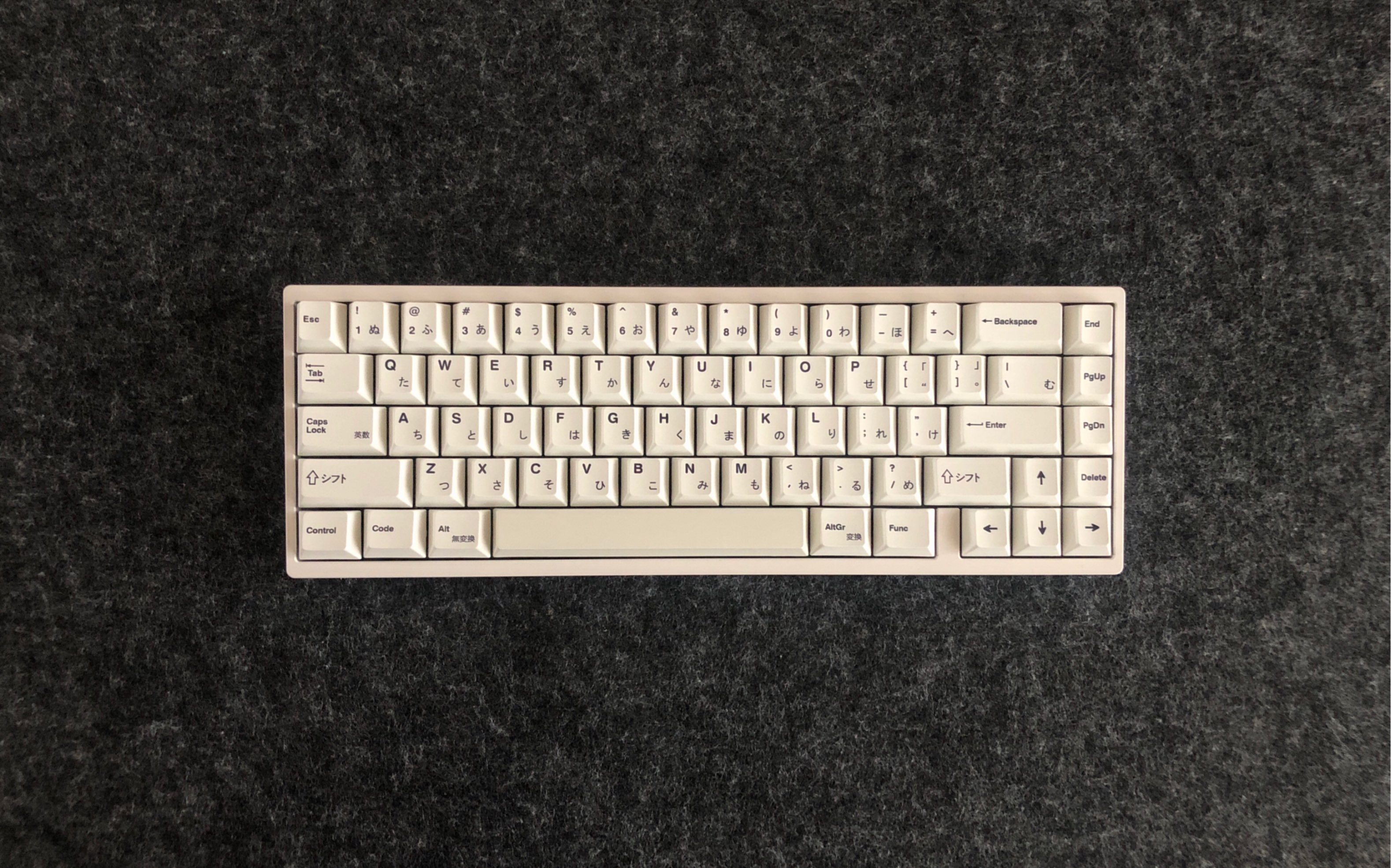 KBD65 lite/换金属电泳白外壳黄铜配重,轴体等是卖家已组好哔哩哔哩bilibili