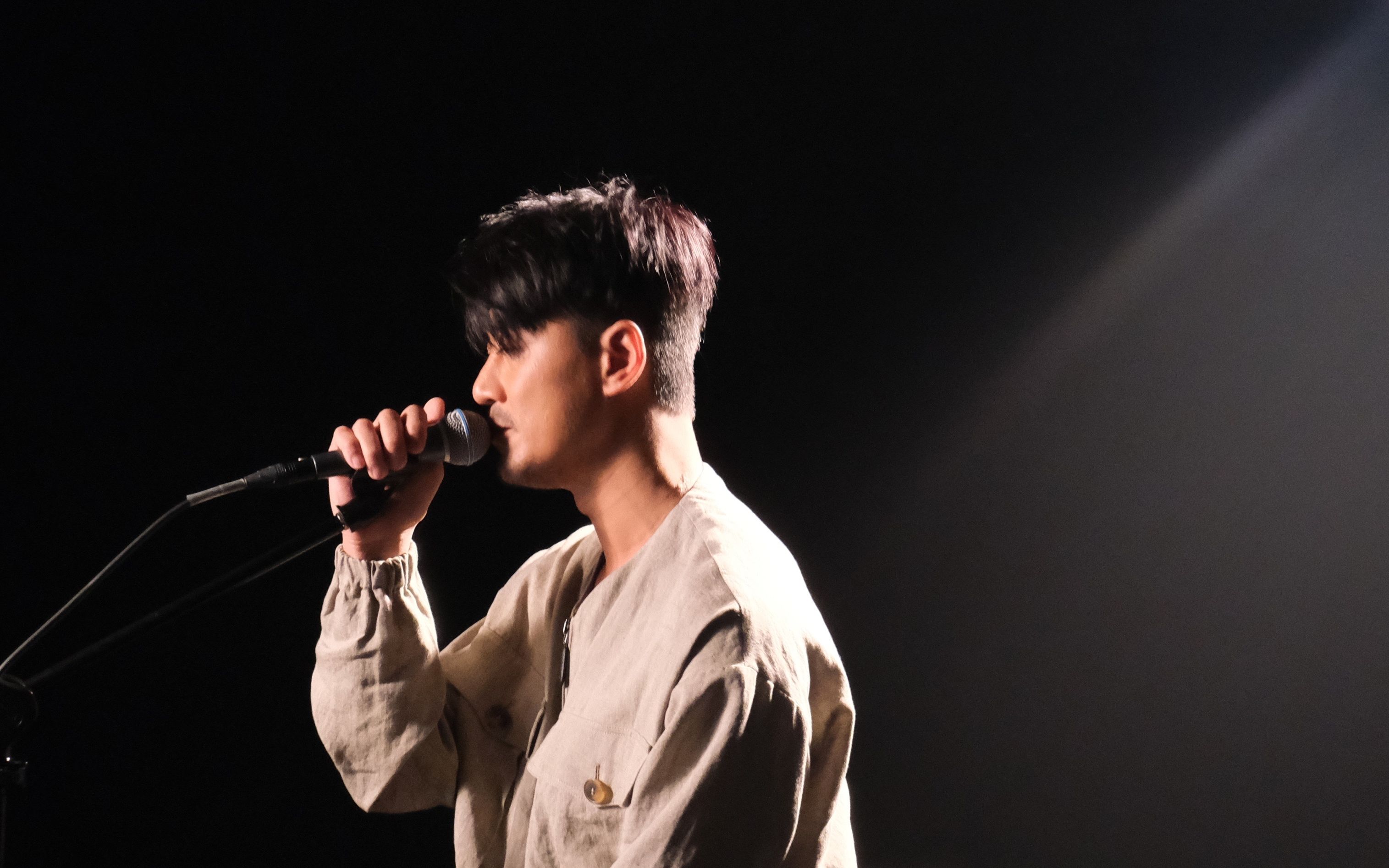 林峰粤语版晚风心里吹无伴奏版纯享