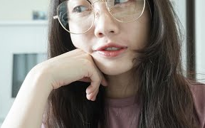 【Agnes Wu】求职过程Q&A—找了哪些行业?储备干部面试关卡+ CHANEL香奈儿经典包包开箱哔哩哔哩bilibili