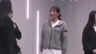 【jiyoon尹智允】小囧太可爱了吧h哈哈哈