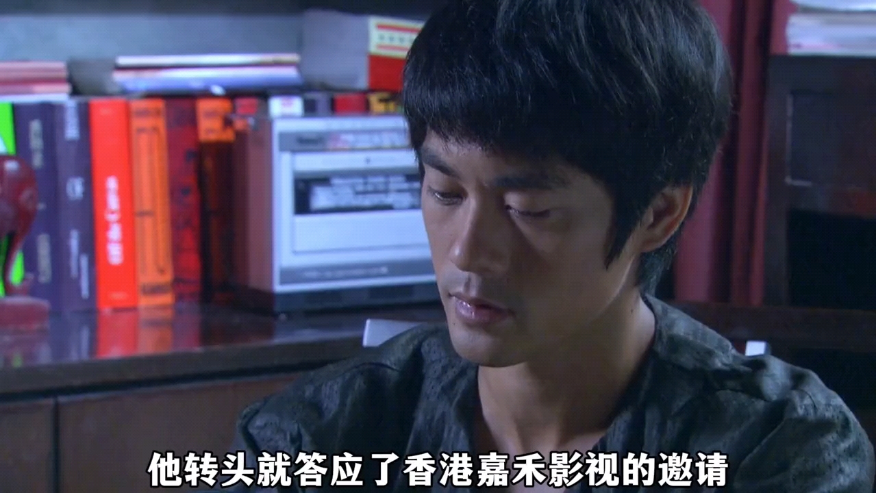 泰拳武士出言不逊被李小龙狠狠教训,泰拳王察尔王强势对李小龙发起