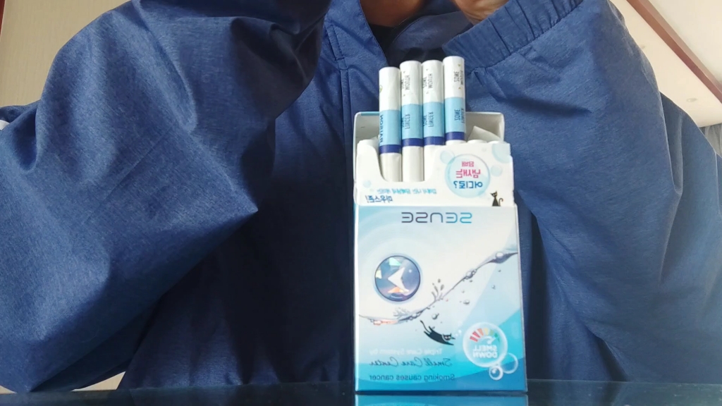 铁塔猫海盐 可不带咸味的呦 味道极其清爽 混合水果味道 大爱了