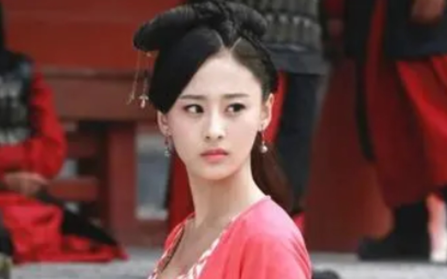 通天狄仁杰 飞红巾 关雪盈 发型