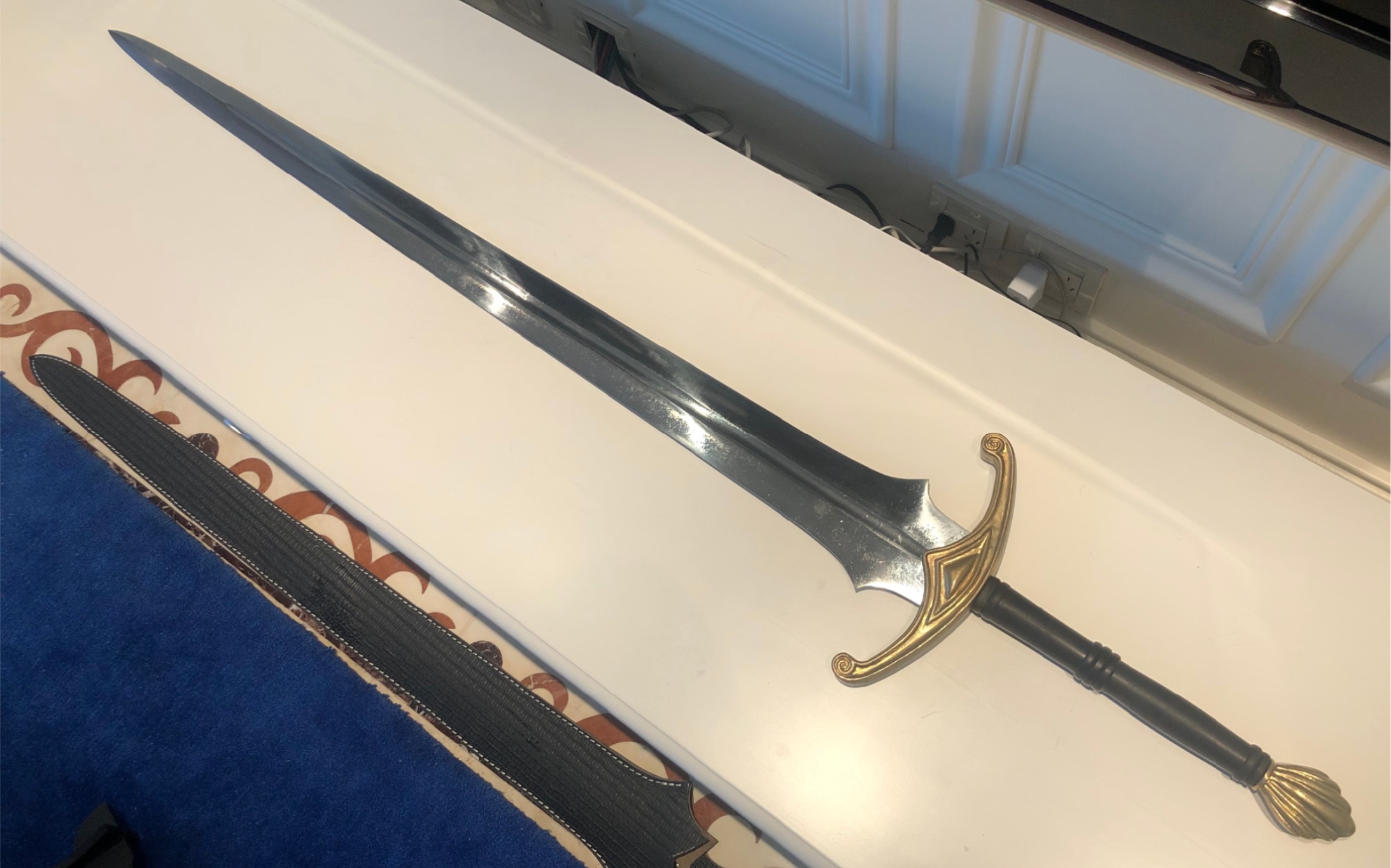 火与铁的艺术中国刀匠锻造的黑魂3洛直剑