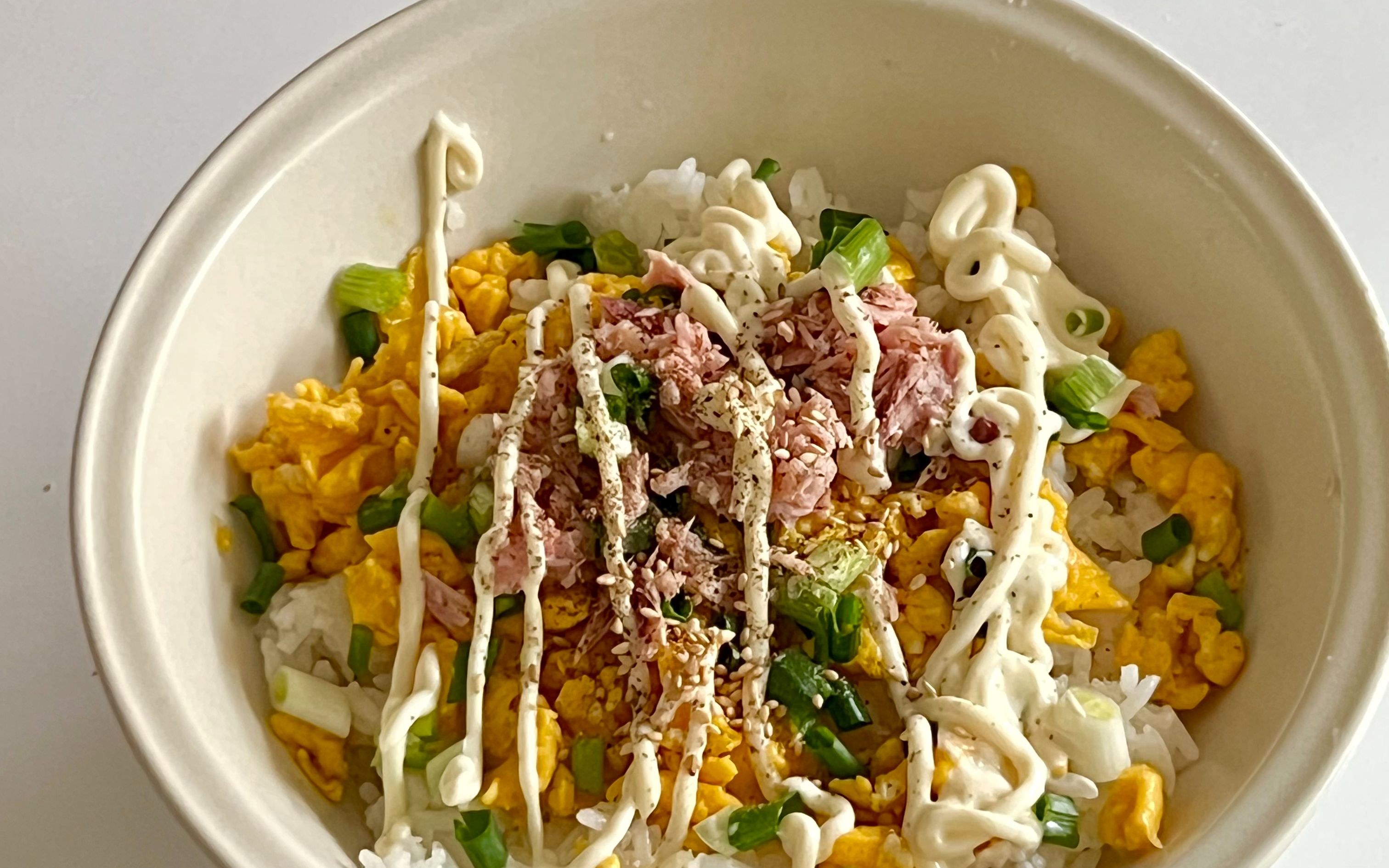 5分钟快手餐7515超简单又好吃的鸡蛋金枪鱼盖饭