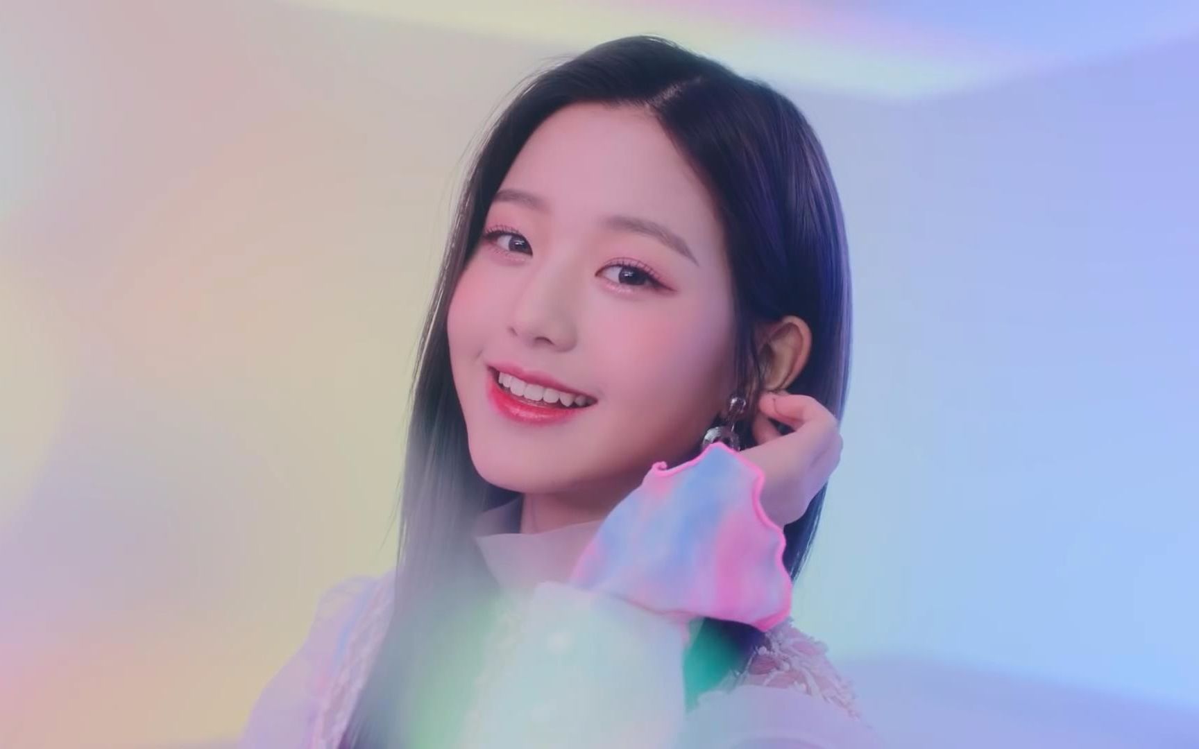 【1080p】izone 回归预告 where the heart iz