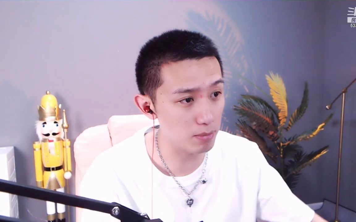 td丶正直博_2021-06-12 21时28分【成都】九点半开播