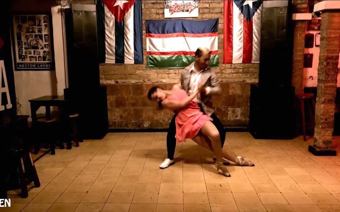 [图]Aden Films-萨尔萨舞 - 哥伦比亚(Salsa Dancing - Colombia)