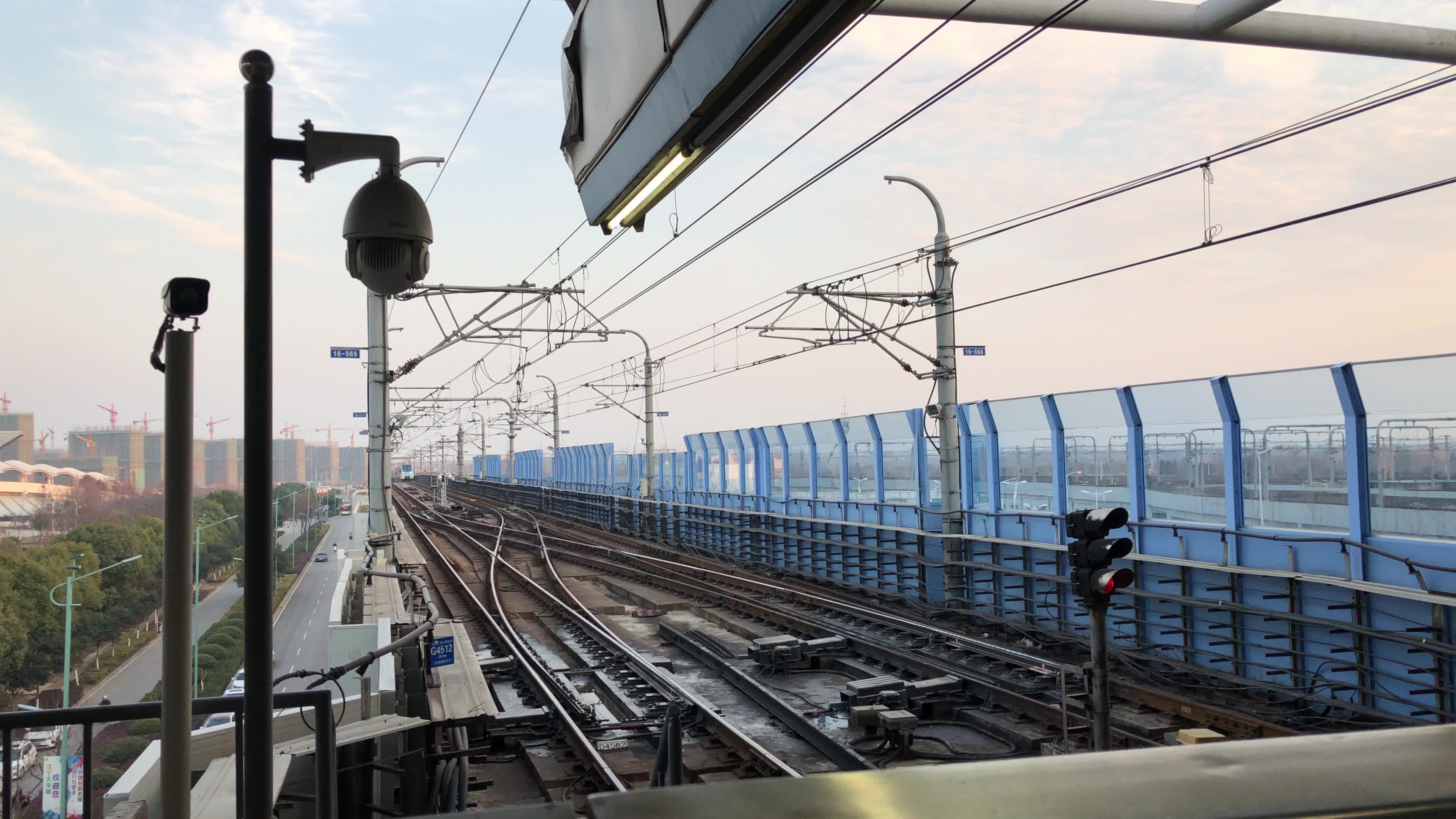 南京地铁1号线1代列车进中国药科大学站折返线