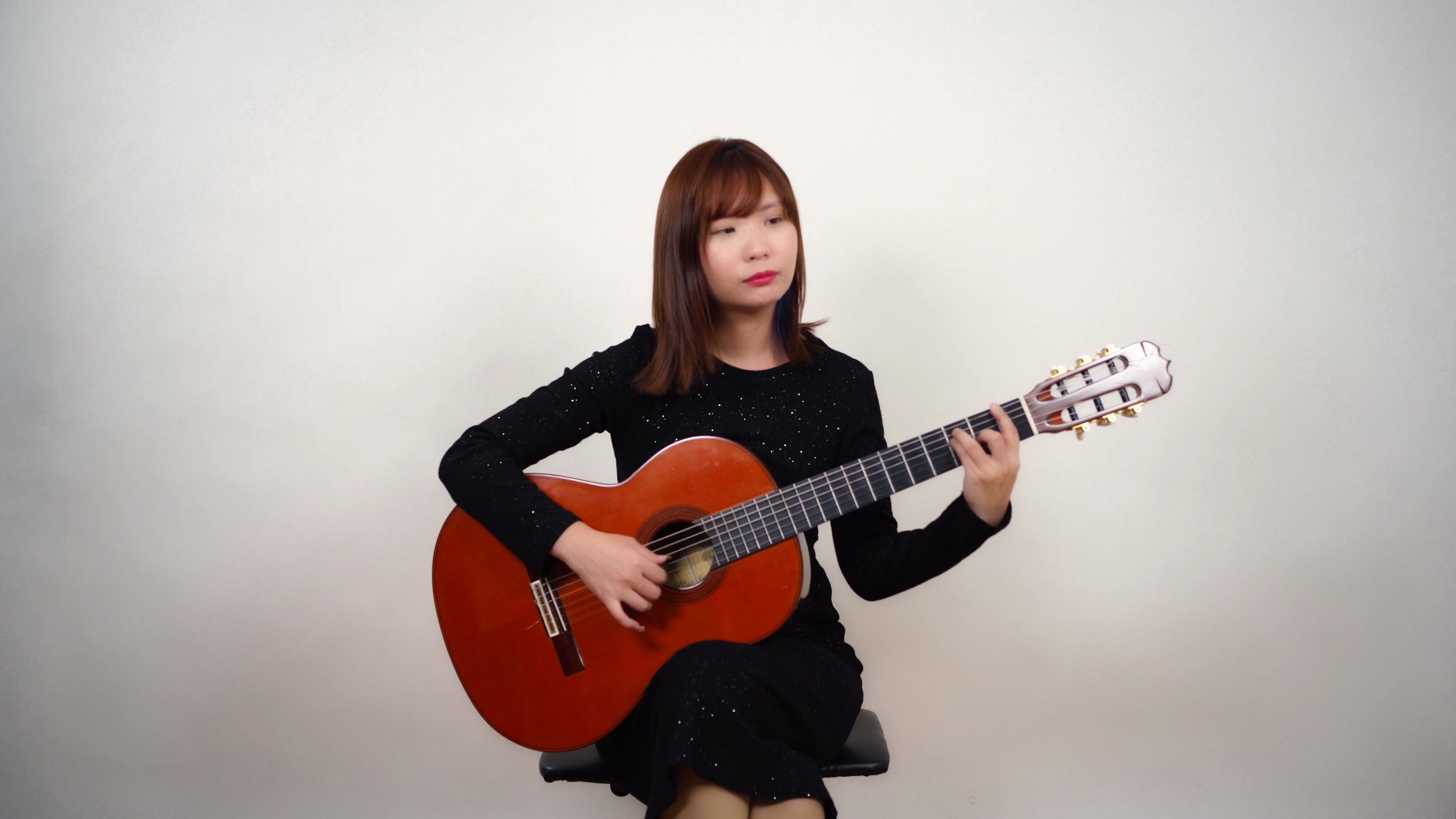 邓丽君月亮代表我的心陈曦古典吉他版本数十年不忘的经典