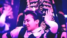 G Dragon权志龙 0124仁川入境 哔哩哔哩 つロ干杯 Bilibili