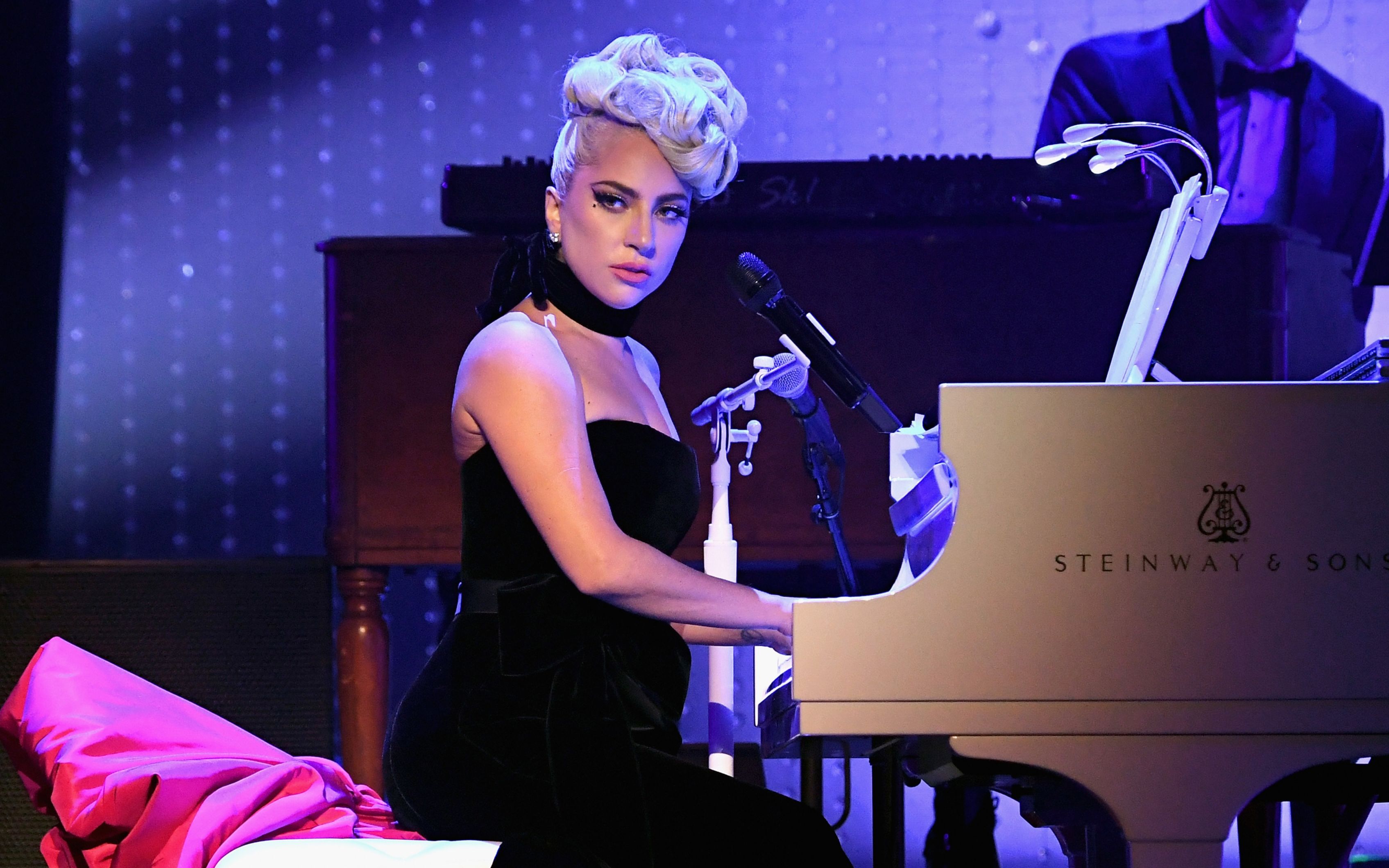 ladygaga爵士版paparazzi赌城驻唱现场