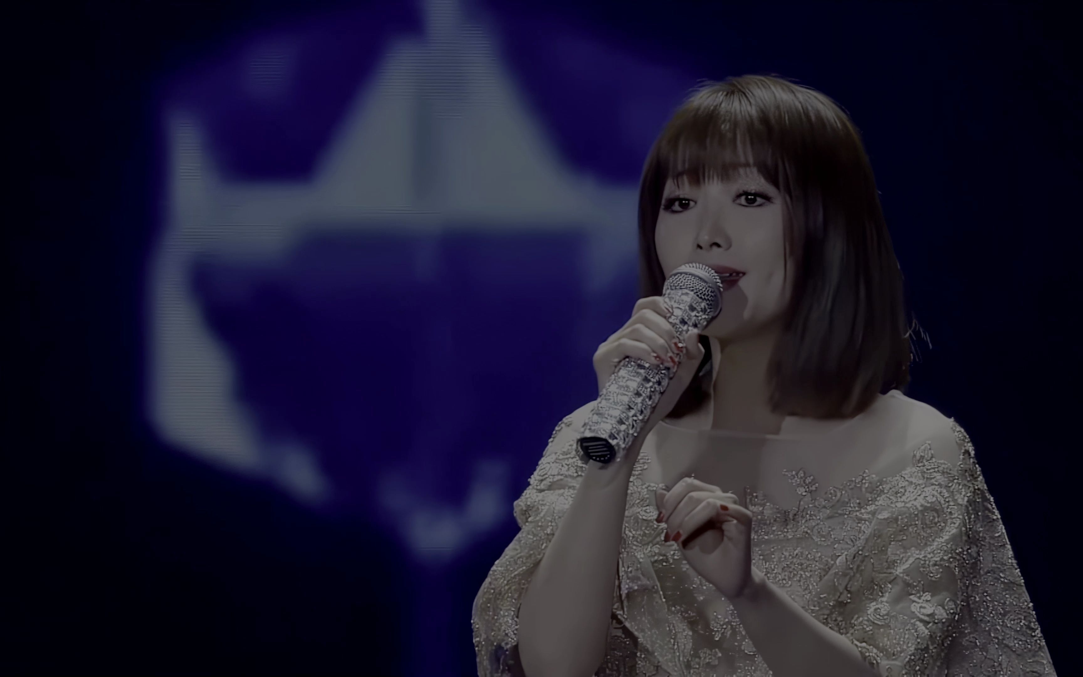 金海心歌曲(金海心歌曲阳光下的星星)