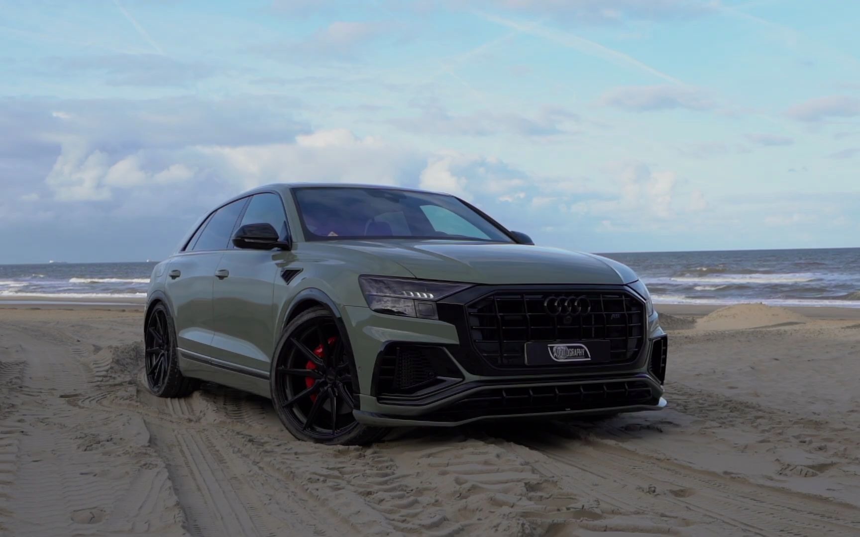 2022款奥迪q8 abt 465hp 55tfsie | 装备24寸vossens轮毂 | 都市性能