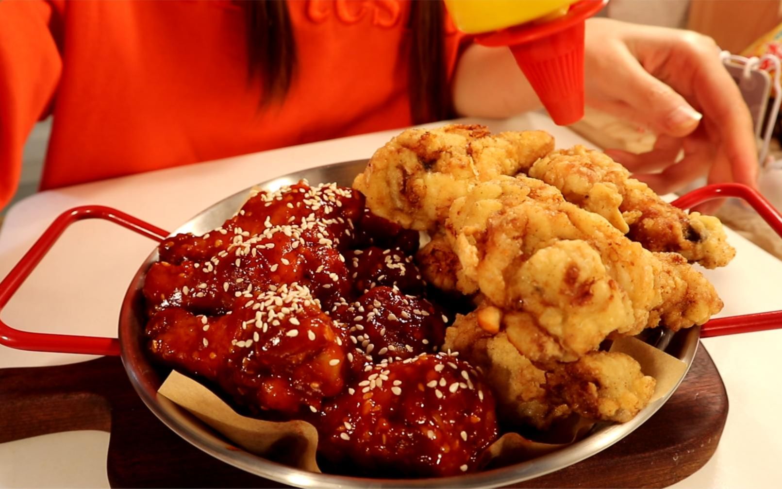 柔嫩多汁,韩式双拼炸鸡,吃了这个保证你就不想点买外了