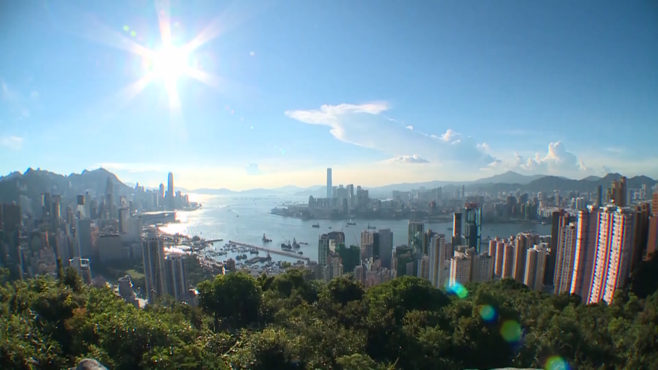 香港全面恢复安全常态 港府总部外水马已移除哔哩哔哩bilibili