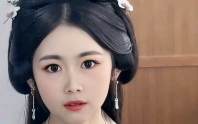 女装大佬汉服日常之穿越汉朝