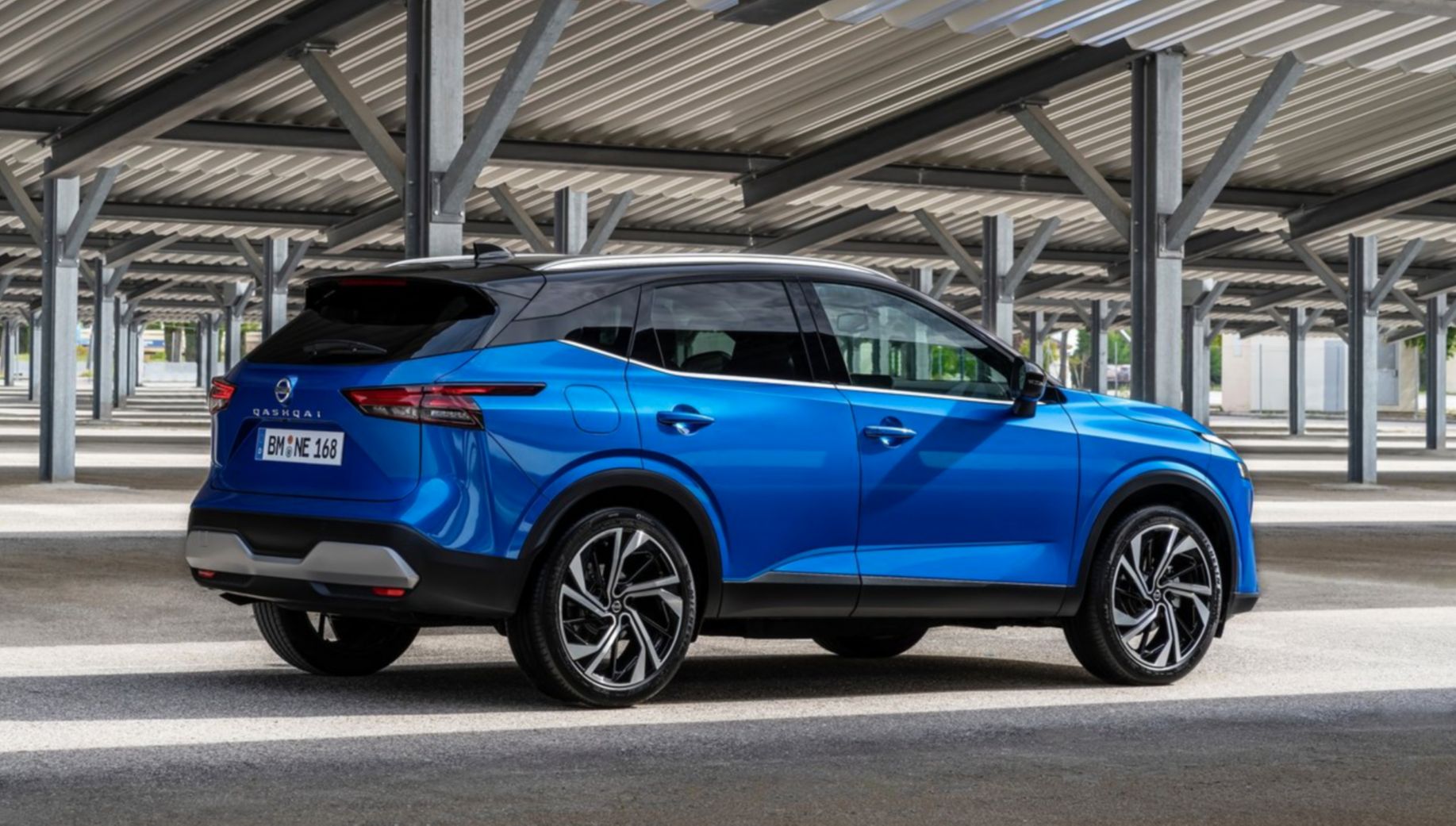 东风日产新逍客紧凑型suv到店实拍(片尾超混电驱轩逸展示)@转转车市