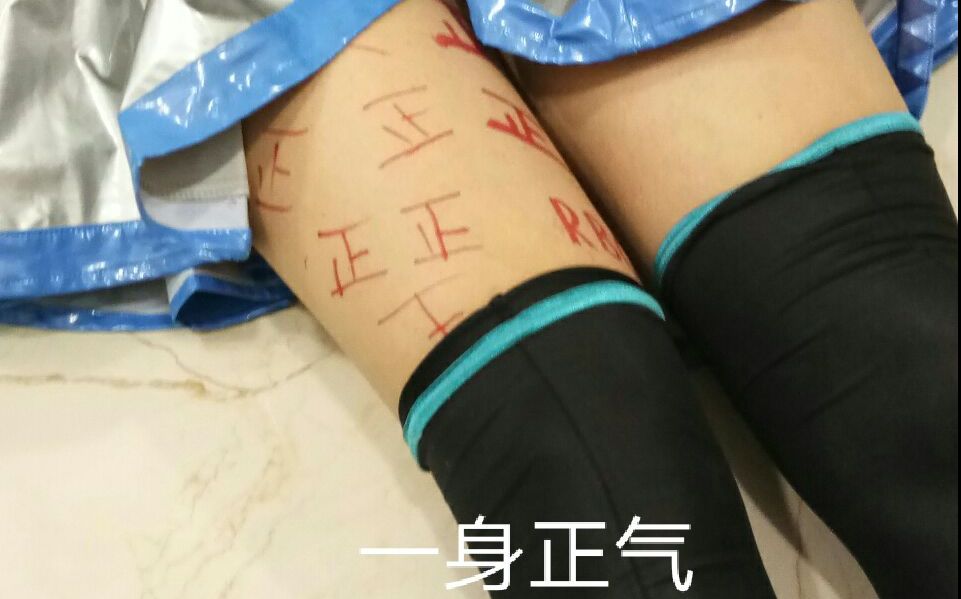 【哲♂学】男♂更衣室的摔跤现场_哔哩哔哩_bilibili