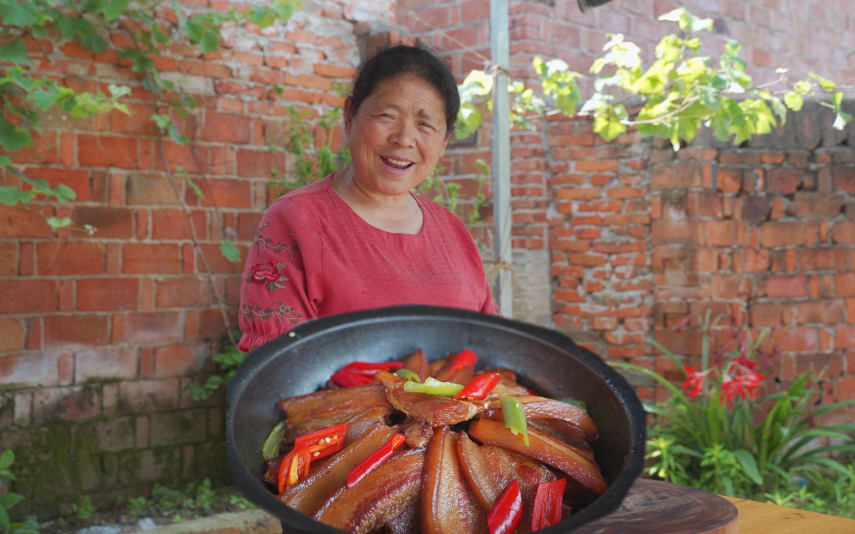 [图]湖北农村特色炖肉，比红烧肉好吃，老妈做一锅，一家人吃爽了