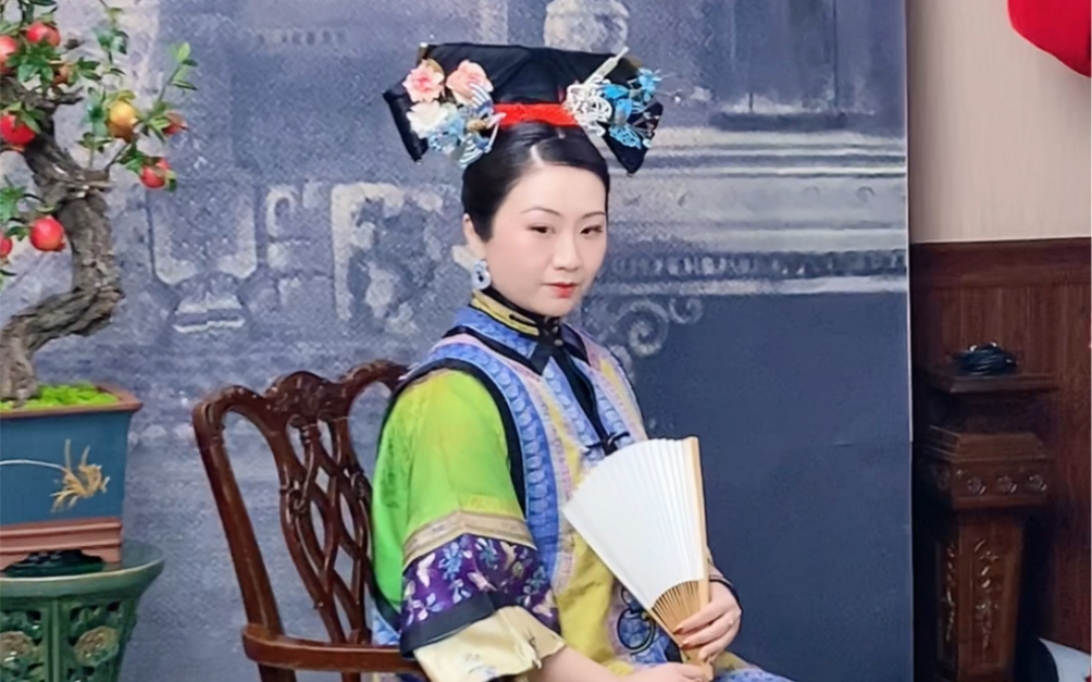 复原老照片造型 晚清旗女旧影