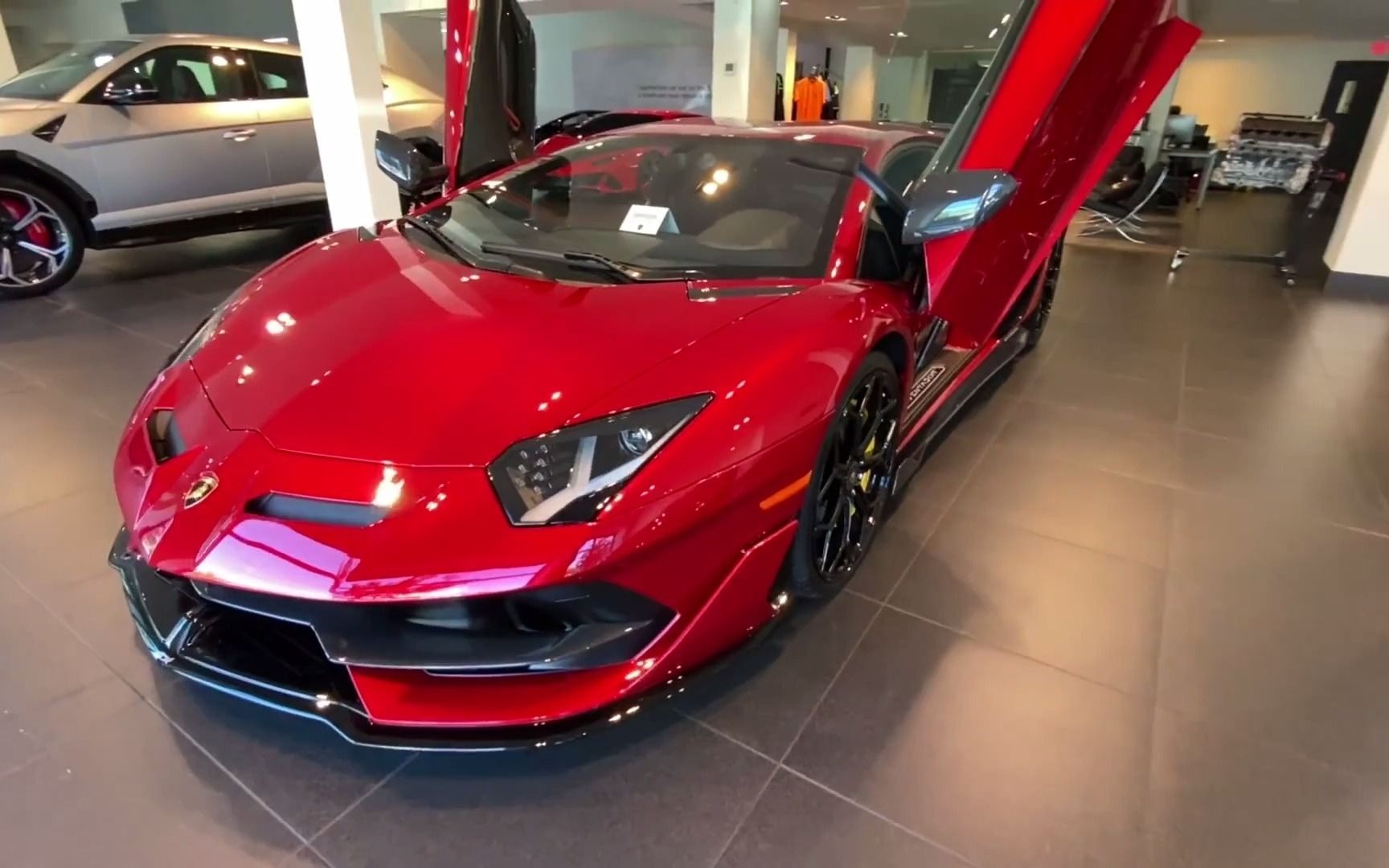 兰博基尼aventador svj coupe