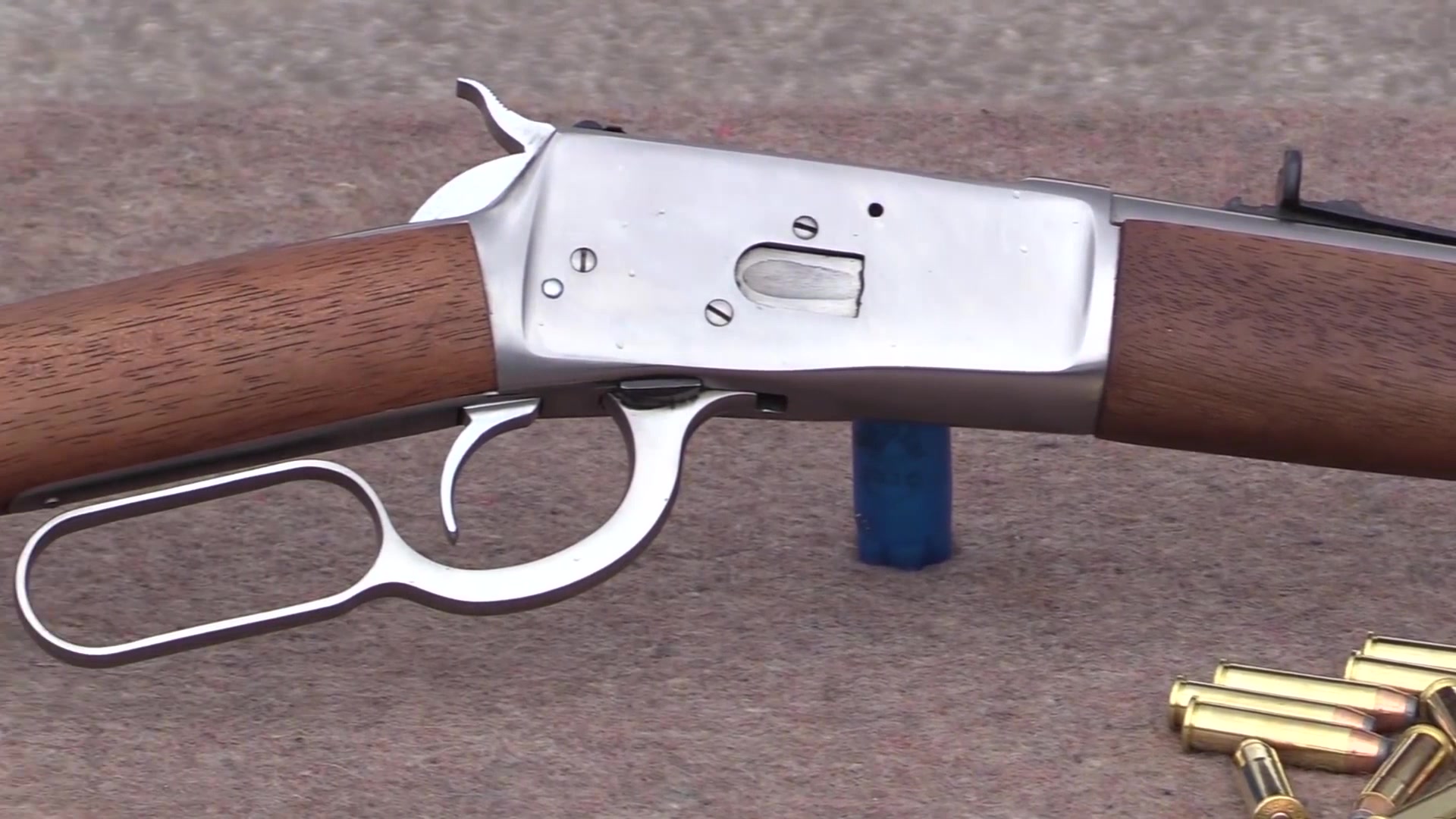 温彻斯特m1892杠杆步枪贼经典的步枪美剧中经常有其身影