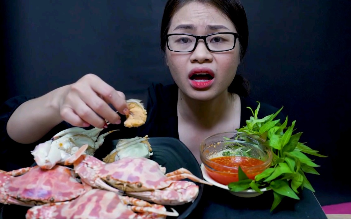 【越南吃播】肥到怀疑人生的红蟹 *罒▽罒*