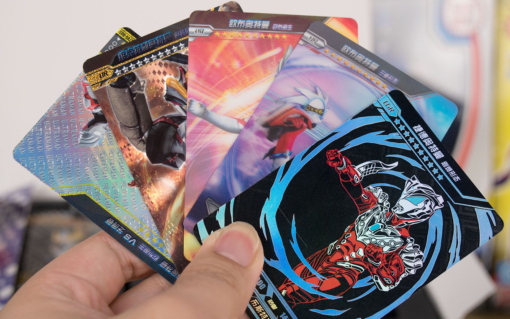 白金版lgr捷德奥特曼卡片 换个角度看是蓝色的哦