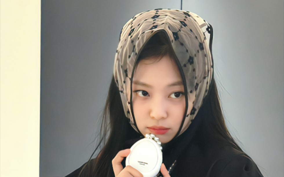 【jennie ai dear my all by mingginyu】和珍妮一起在秋日的午后弹