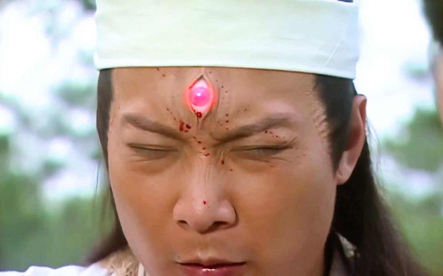 杨戬激活第三只眼