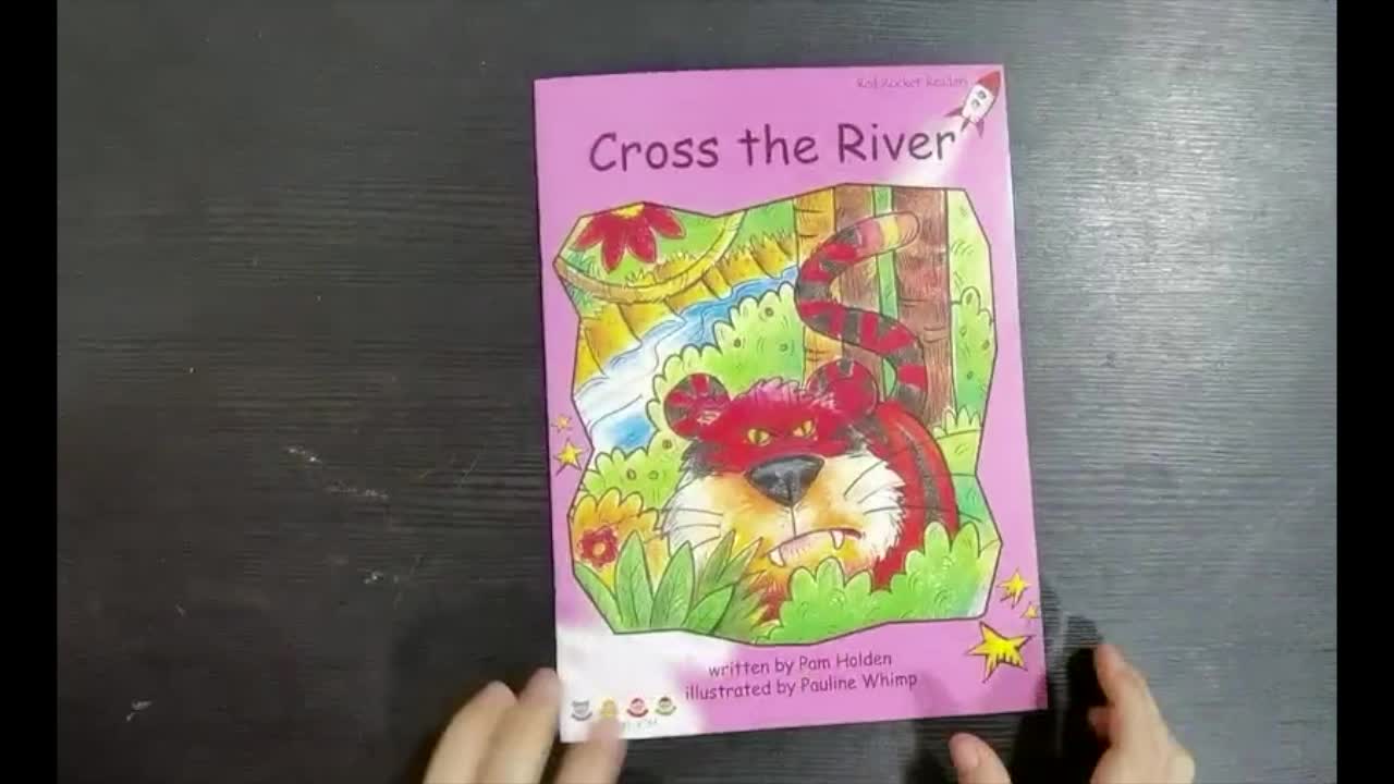 [图]分级读物预备级：红火箭Cross the river