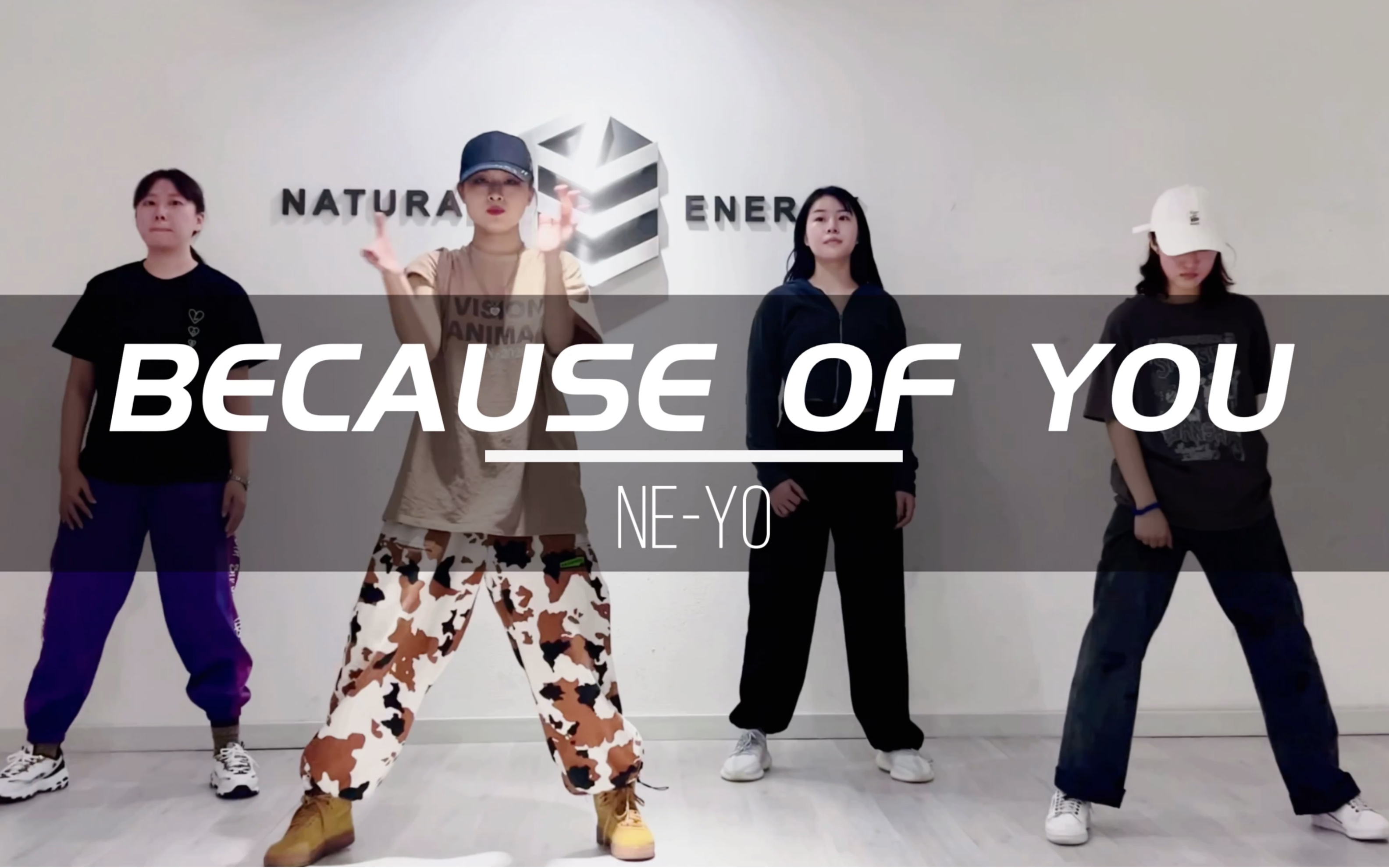 [图]极度舒适的基础帅气hiphop舞蹈 女孩子跳hiphop真的帅！Because of you - NE-YO