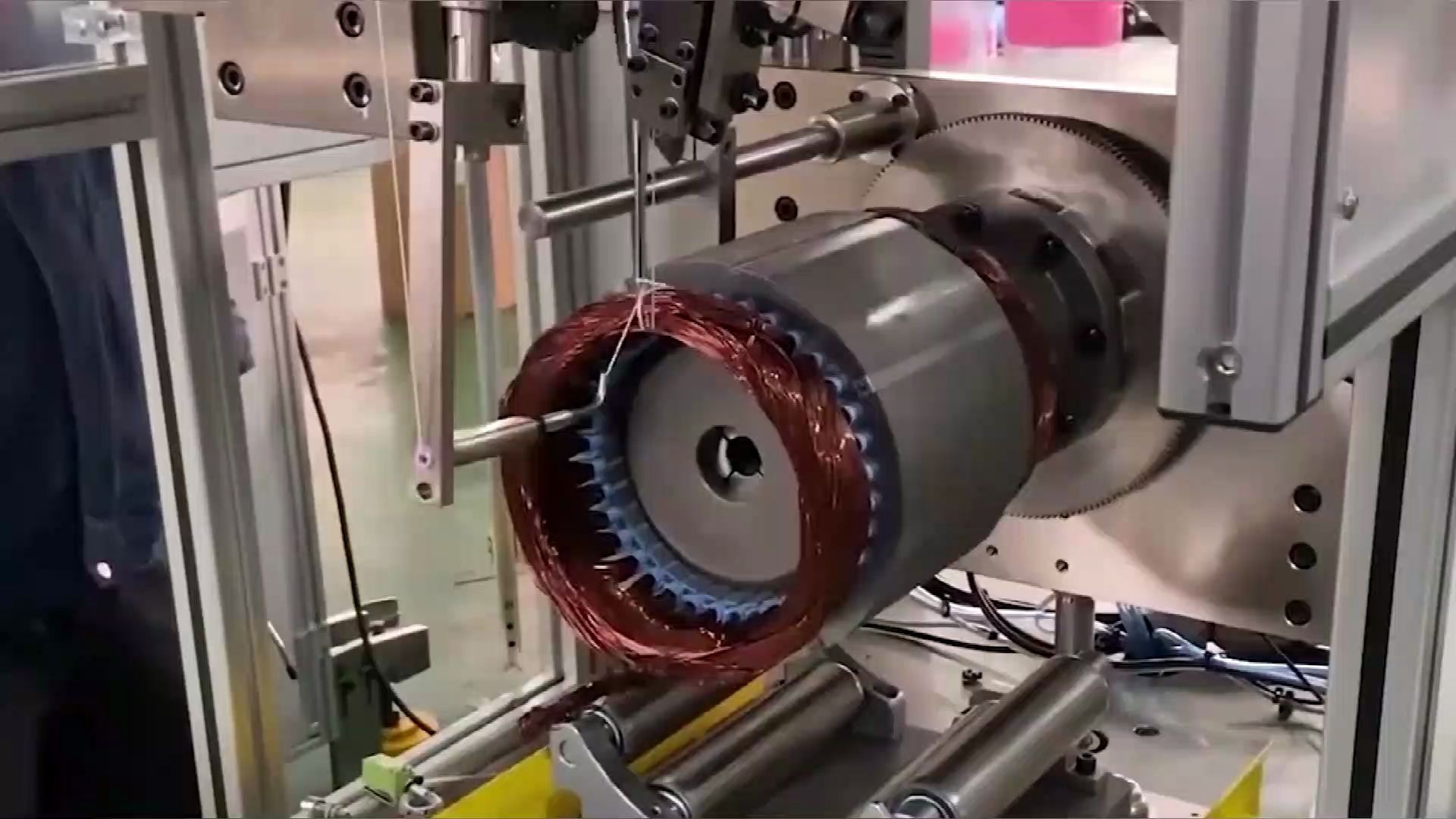 工厂实拍,压缩机定子绕线过程,解开多年的疑惑