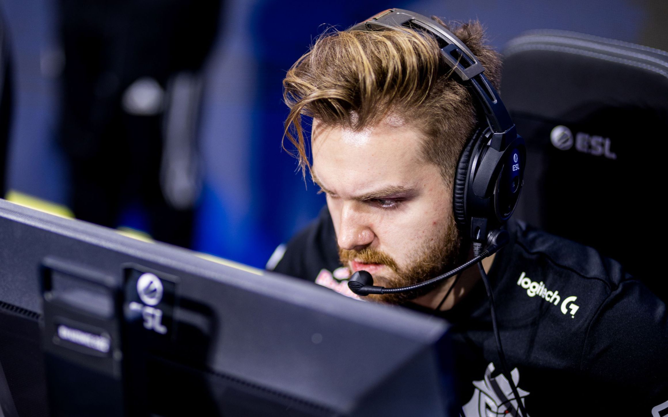 职业选手niko pov炼狱小镇29kill