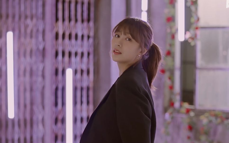 apink吴夏荣200416西装版dumhdurum