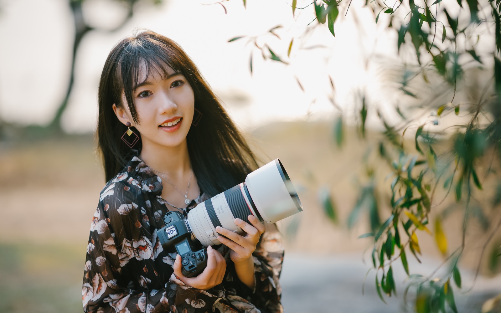 【顾俊】佳能rf 70-200 f2.8 l,目前最好的70200?_哔哩哔哩_bilibili