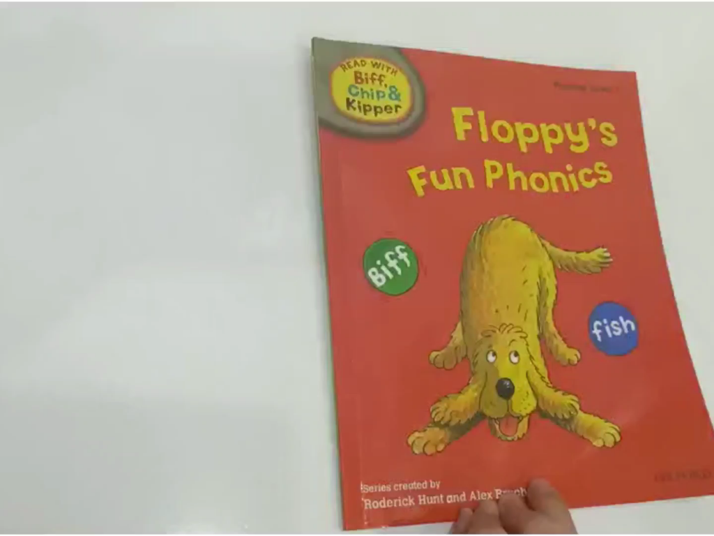 [图]【纯读版】牛津树phonics系列一阶段●Floppy's Fun Phonics