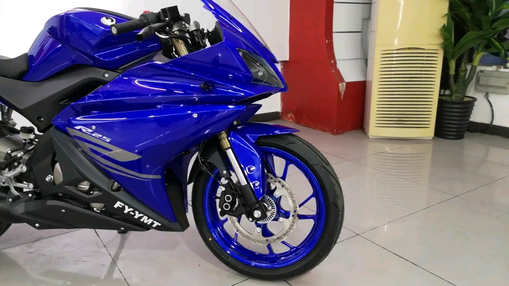 飞鹰r25最受欢迎的蓝色风暴