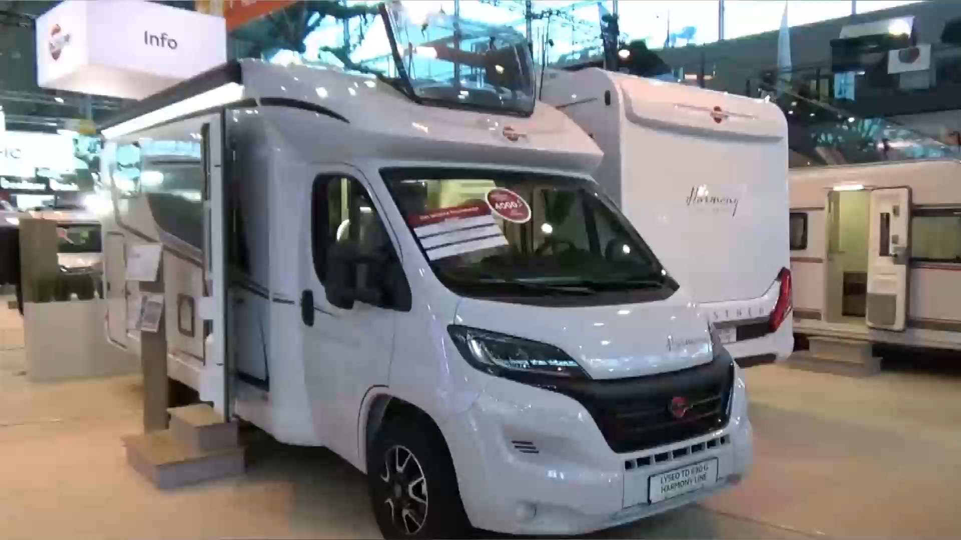 2024款菲亚特burstner lyseo td690g房车 外观和内饰