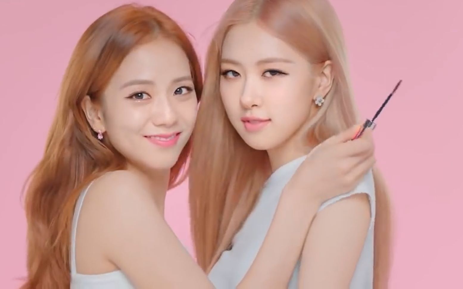 【blackpink】【金智秀jisoo】【朴彩英rose】两只新拍的广告商业短片