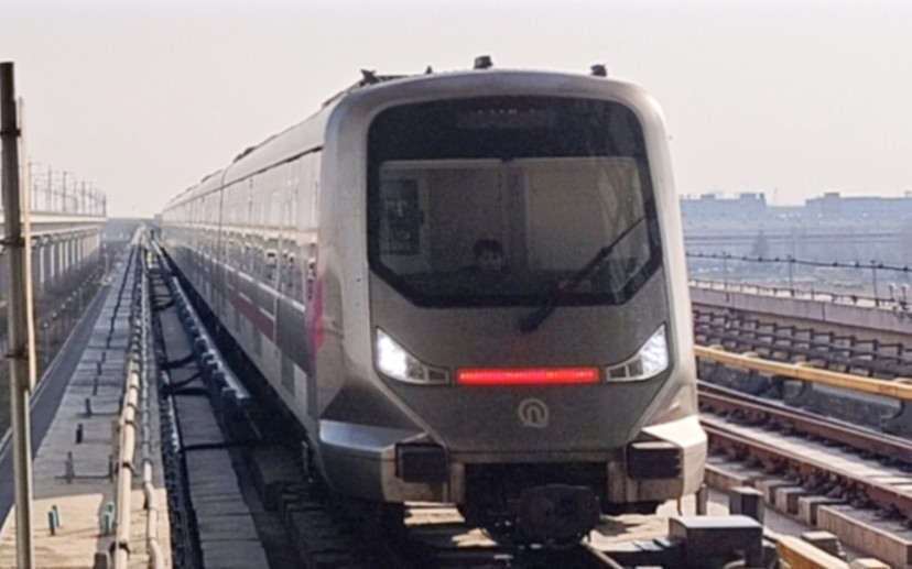 青岛地铁8号线0809胶东进站 出站(青岛北站往胶州北站方向)