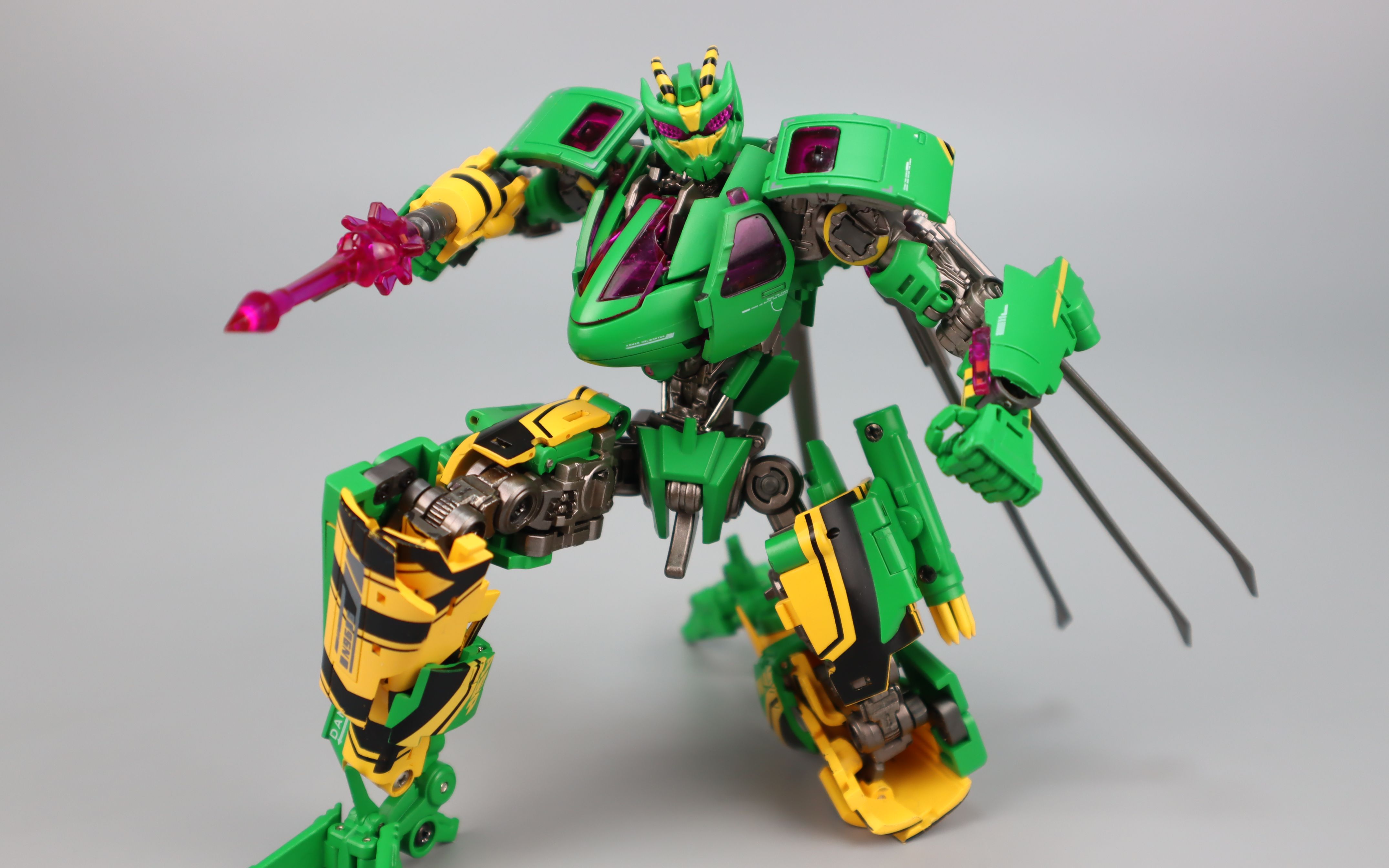 小木马工作室 黄蜂勇士/飓风直升机