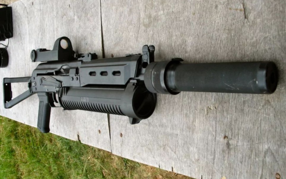 最后一次军械库试玩pp19野牛冲锋枪