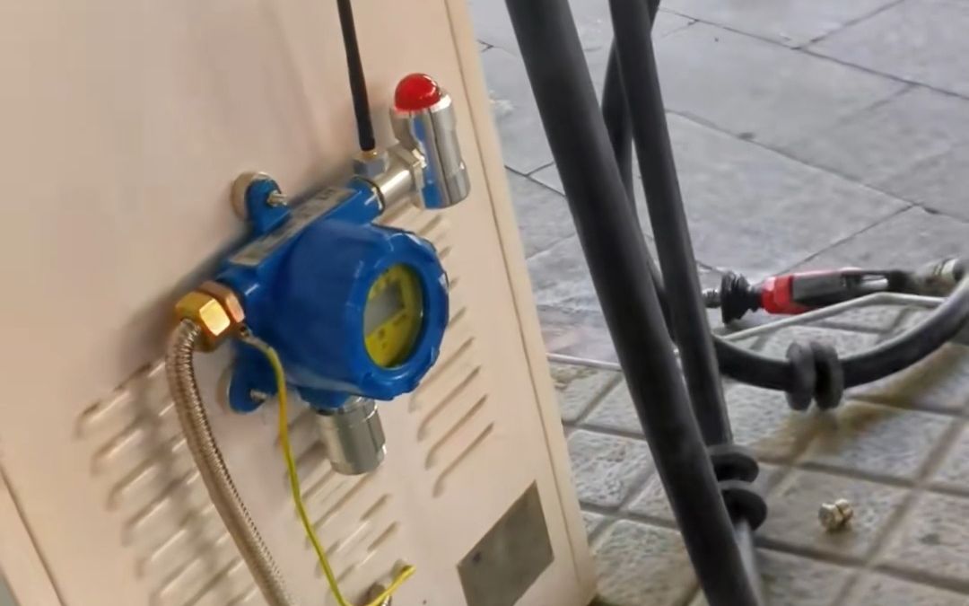 加油站可燃气体报警器需要具备哪些功能资质才能满足验收标准?