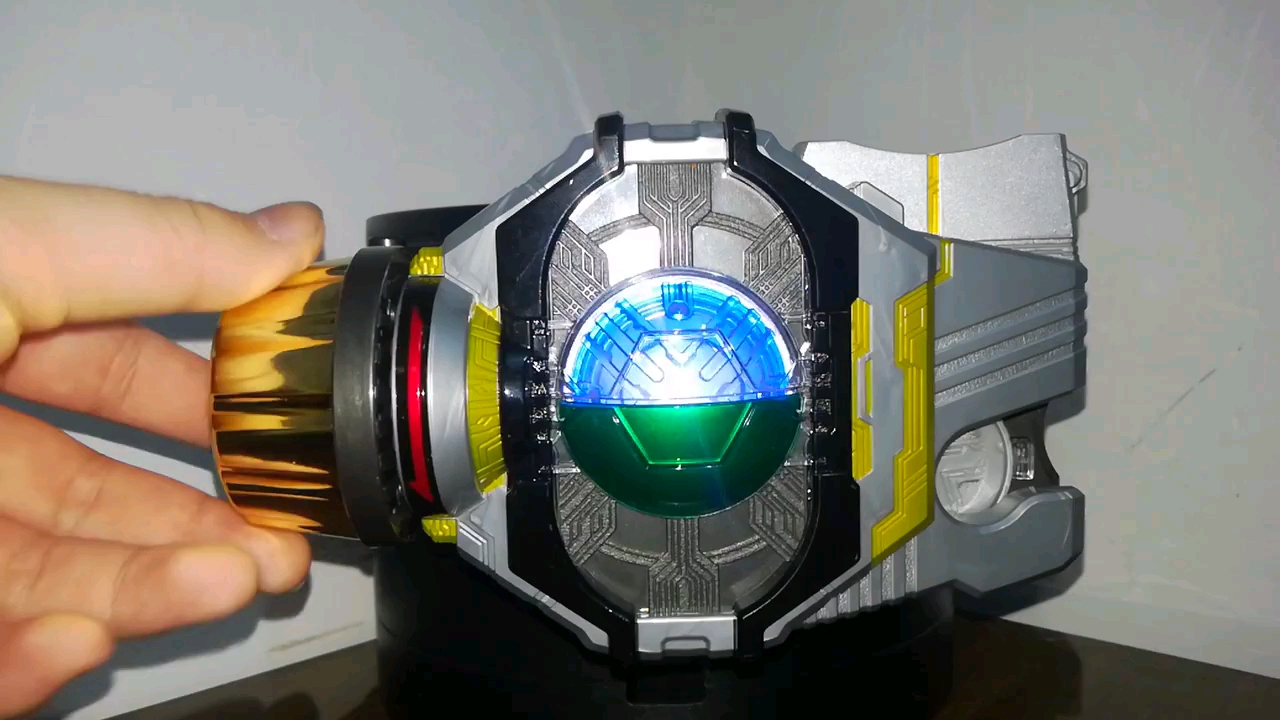 假面骑士birth 腰带 变身必杀演示_哔哩哔哩 (゜-゜)つロ 干杯~-bili