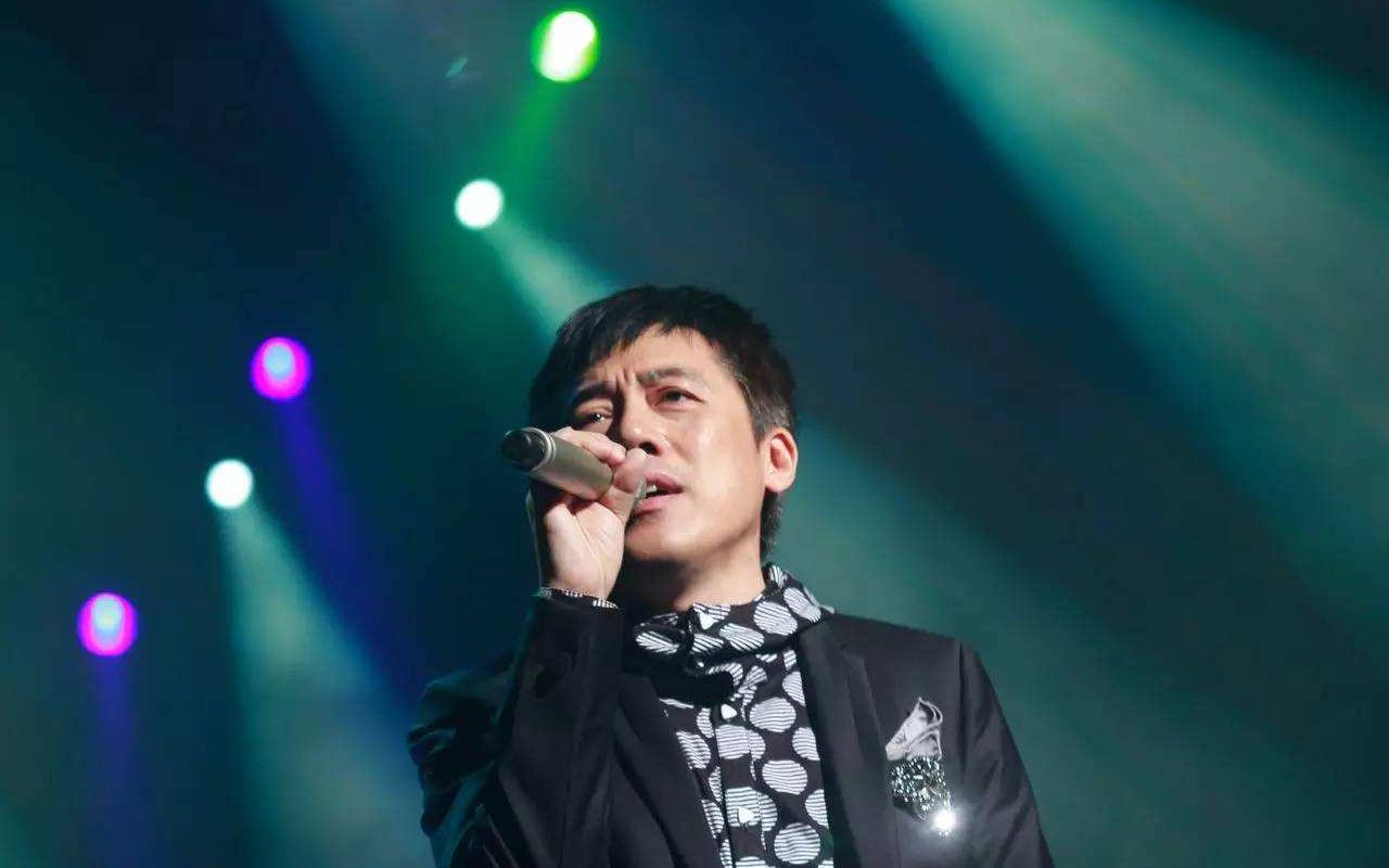 张宇经典情歌《月亮惹的祸》,开口就是迷人烟嗓,百听不厌_哔哩哔哩