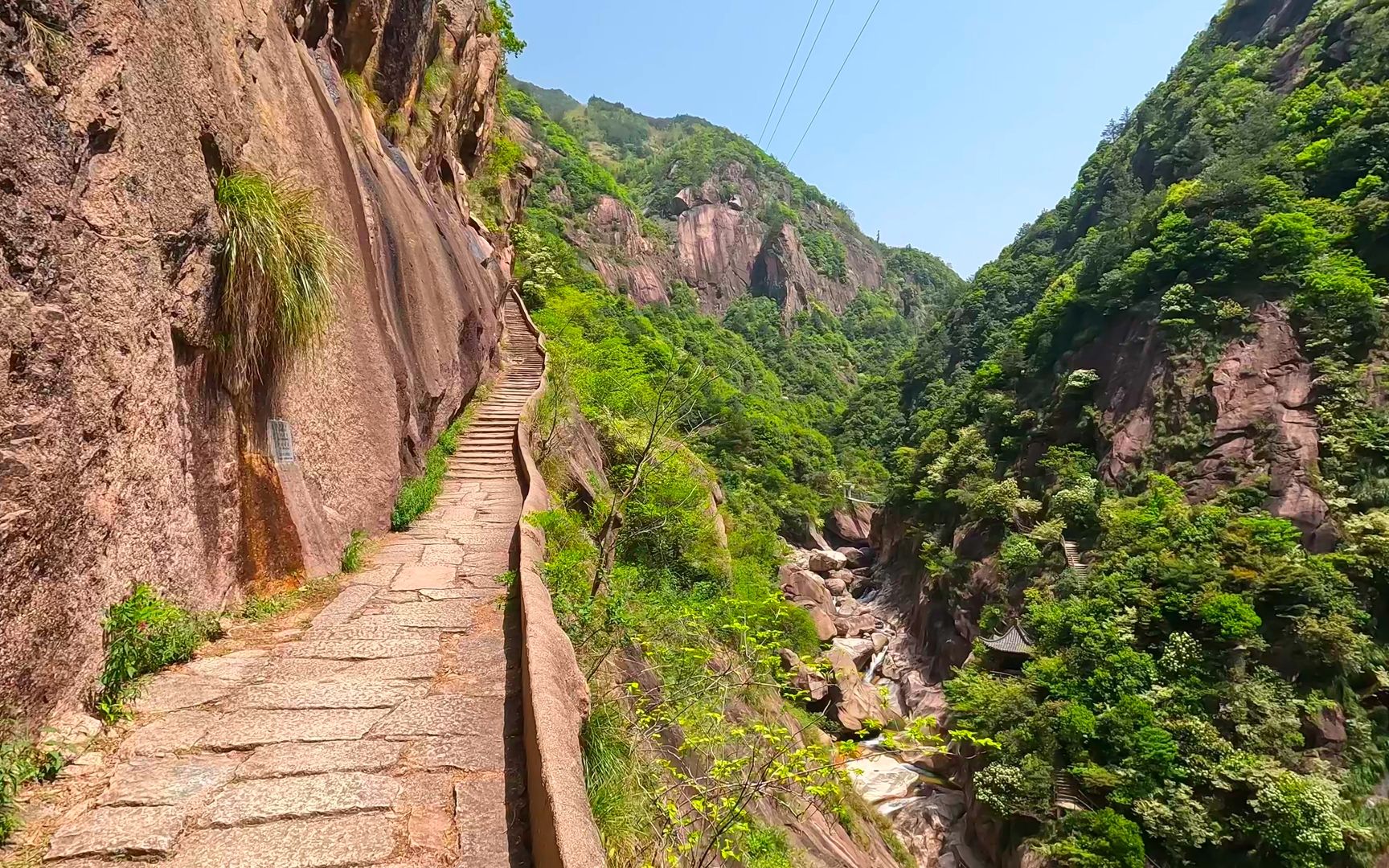 游玩江南第一关,绩溪徽杭古道,一条集自然风光及神秘文化的走廊,徒步
