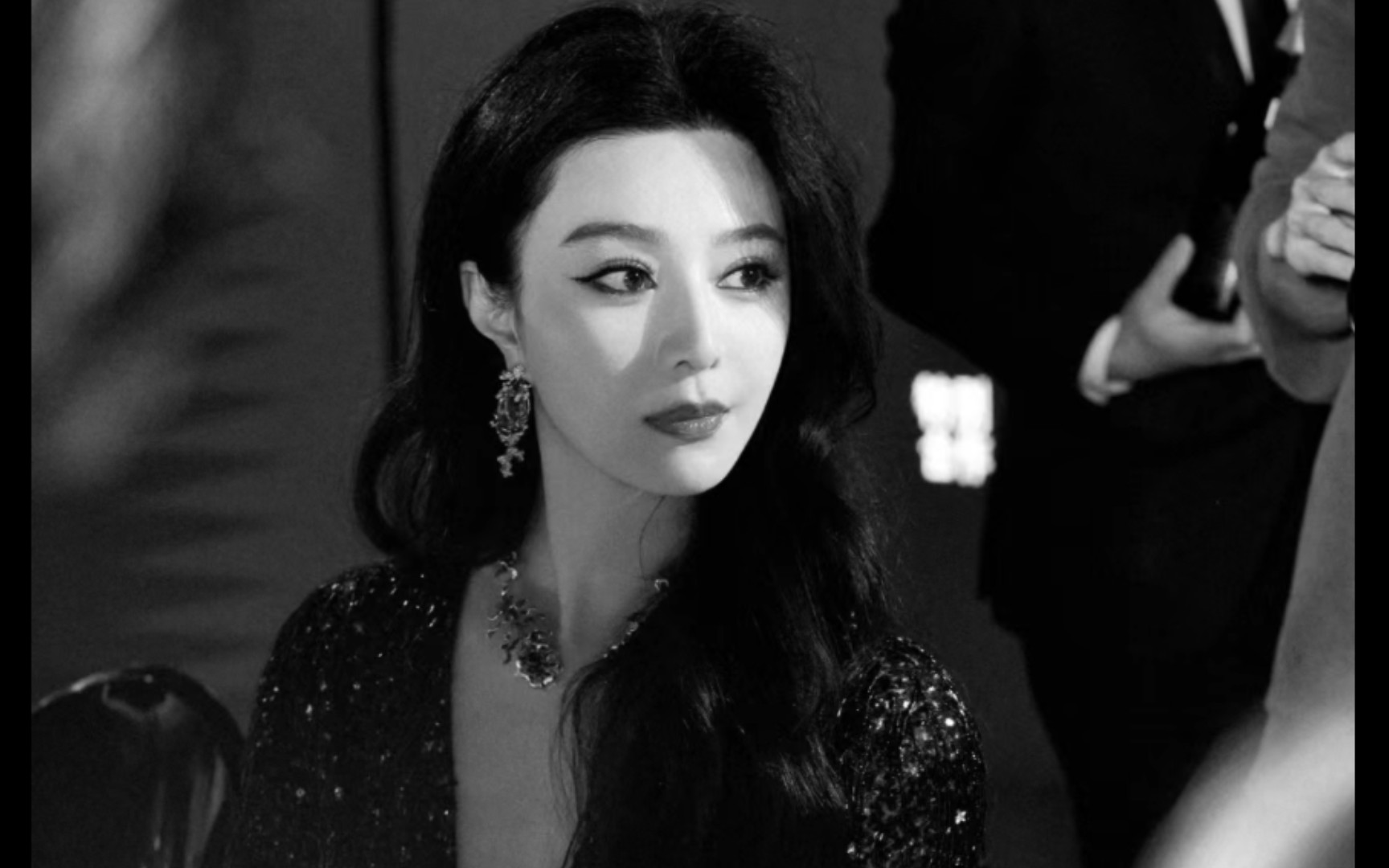 【范冰冰】可清纯可美艳,她美得不像是凡间俗物!